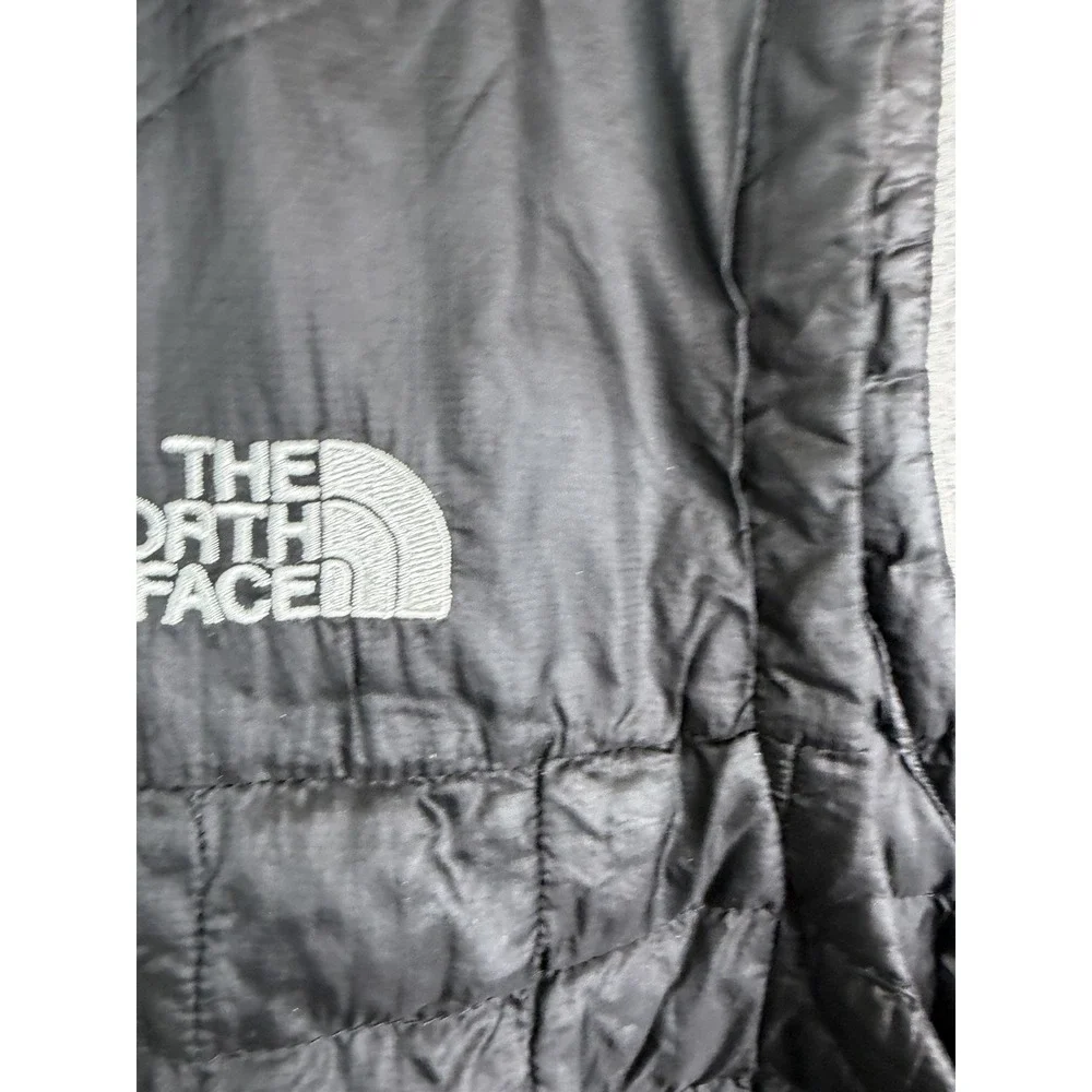 The North face Vest Men's XL Thermoball Hybrid Packable Full Zip Black Puffer